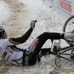 Niels Albert also fell during warmup in Belgium National Championships © Garry Ceuppens Niels Albert also fell during warmup in Belgium National Championships © Garry Ceuppens