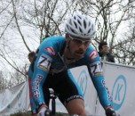 Richey descending in the sand of Koksijde.
