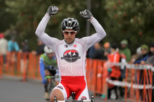 Sheppard took the win in Cross Crusades at Bend, Oregon. © Pat Malach Sheppard took the win in Cross Crusades at Bend, Oregon. © Pat Malach