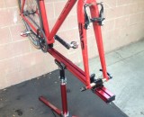 Compact design but plenty of strength with the Feedback Sprint stand. Compact design but plenty of strength with the Feedback Sprint stand.