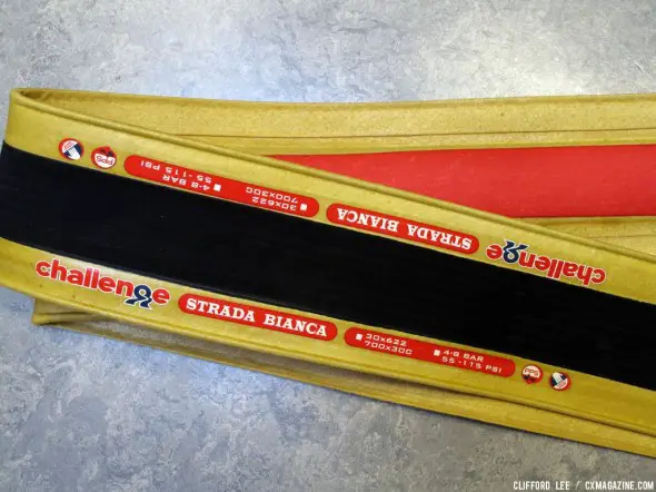 A closeup of the Strada Bianca tread. © Cyclocross Magazine A closeup of the Strada Bianca tread. © Cyclocross Magazine