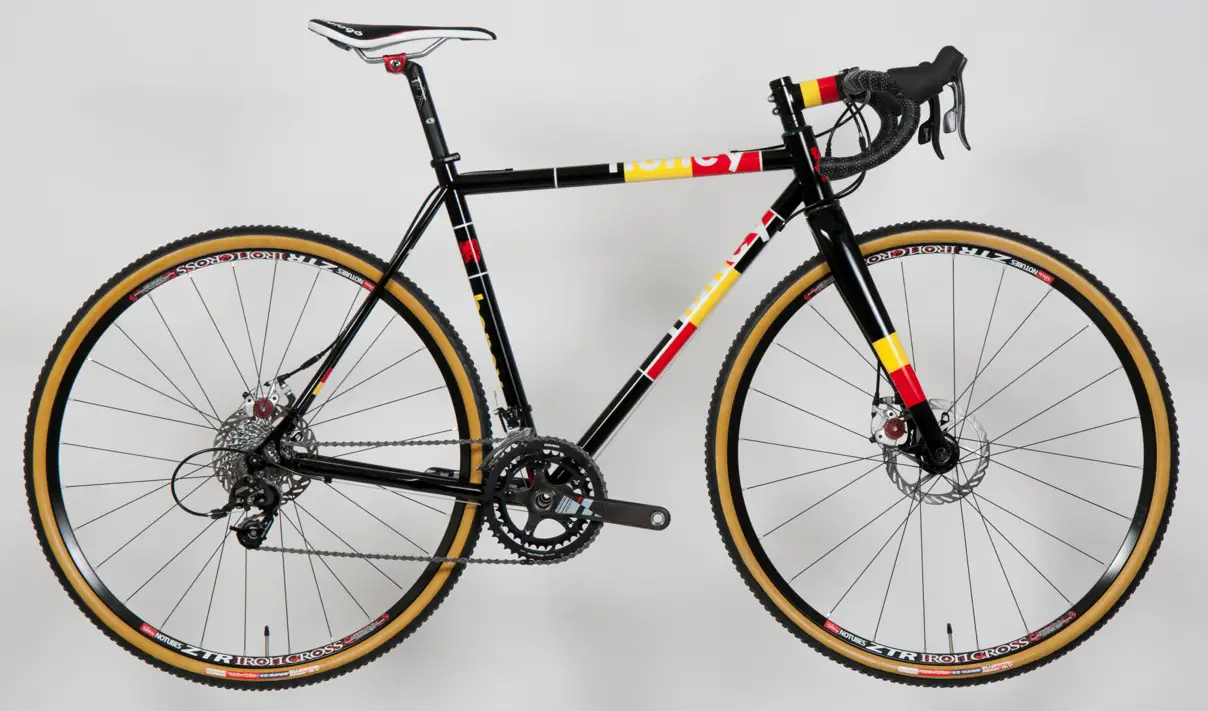 Photo: Honey offers three configuration options: Disc, Cantilever, or Singlespeed. 