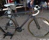 A look at the newest Van Dessel, the Aloominator. © Cyclocross Magazine