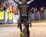 Tim Johnson crossing the line for the win at Cincy3 CX. ©