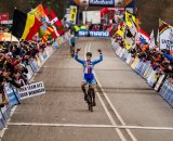 Stybar taking the win with Nys behind at UCI Cyclocross World Championships. © Thomas Van Bracht