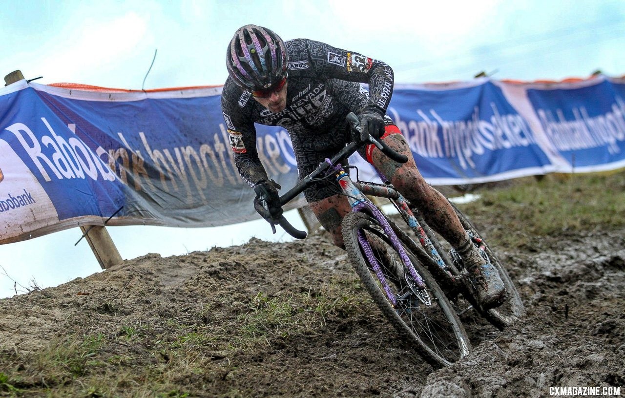 Anthony Clark has been repping the Squid Squad across the world. Elite Men, 2019 Hoogerheide UCI Cyclocross World Cup. © B. Hazen / Cyclocross Magazine