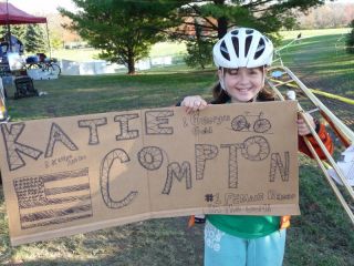 Maddie Green, Katie Compton Supporter © Jeff Jakucyk