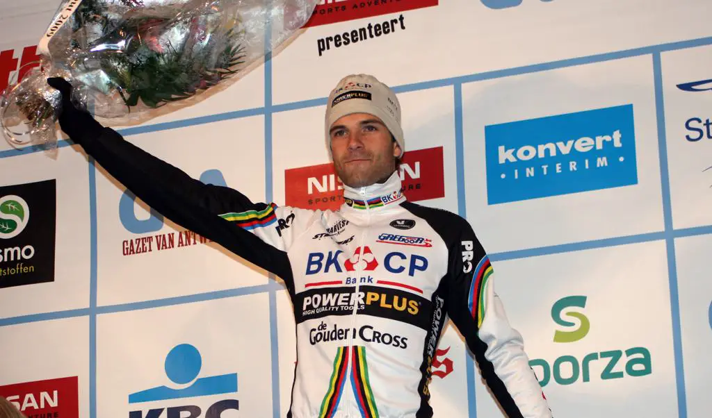 Albert retains control of the series. 2009 Azencross - Loenhout GVA Trofee Series. ? Bart Hazen