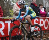 Gabby Day races through Asper-Gavere. © Bart Hazen