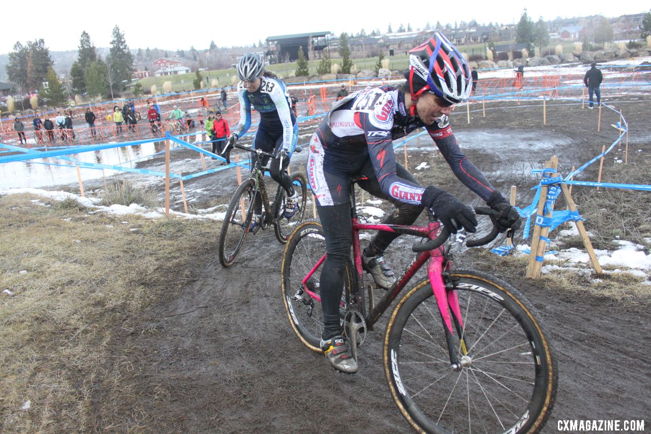 Gina Hall didn't want to wait for a sprint but Wendy Williams held on to outkick Hall. © Cyclocross Magazine