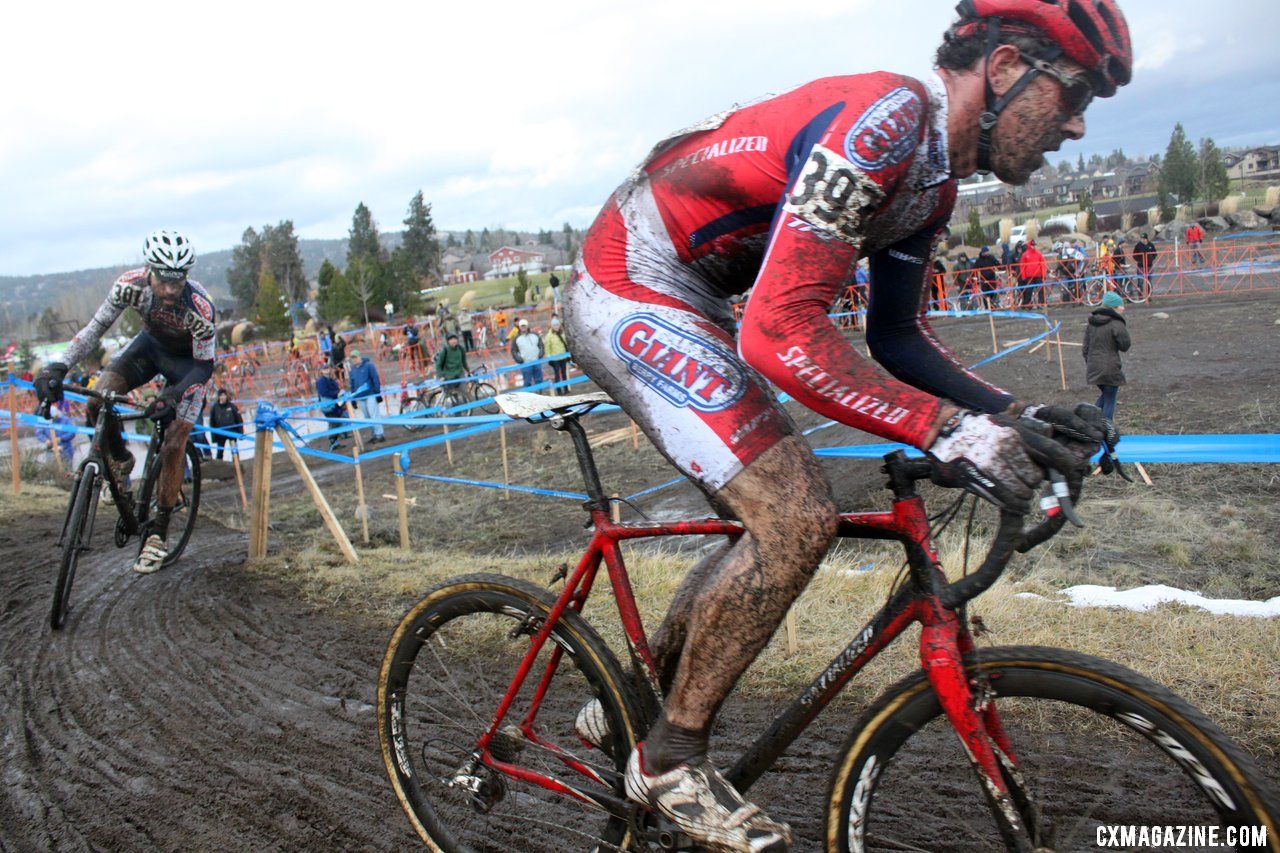 Baker (l) chases to get to the front. © Cyclocross Magazine