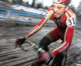 Scott Frederick tries to make the top 10. © Cyclocross Magazine