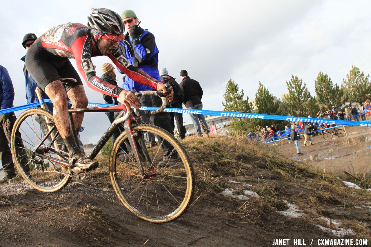 Steve Fisher drops the descent. © Janet Hill