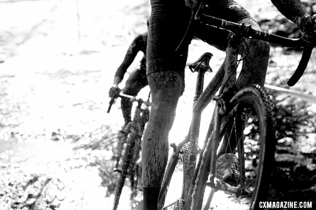 Summerhill leading McDonald. U23 Race, 2010 Cyclocross National Championships © Joe Sales