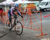 Hines chasing after an early crash. © Cyclocross Magazine