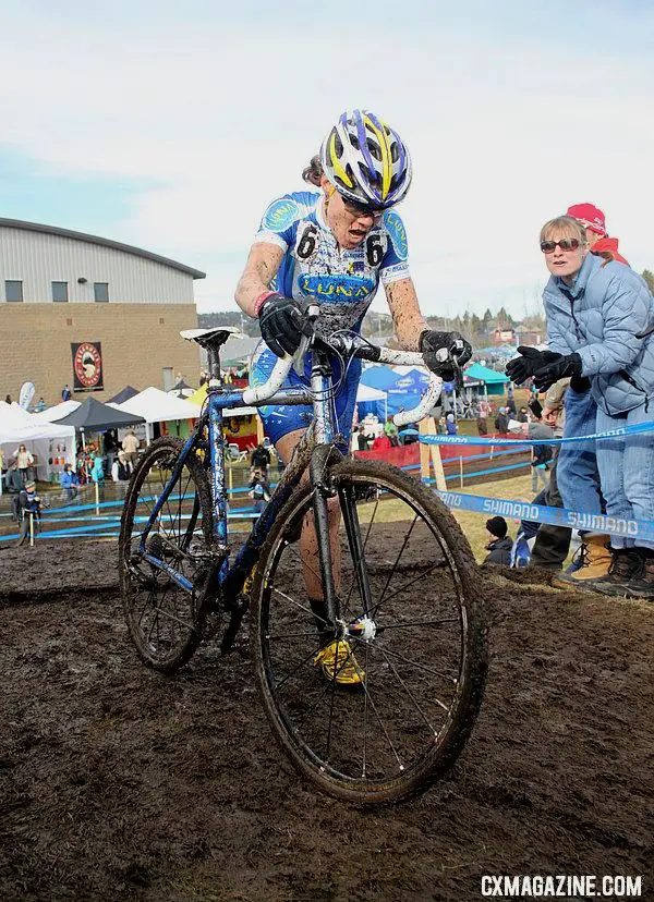 Georgia Gould stayed close to Compton for the first two laps. 2010 Cyclocross National Championships, Women\'s Race. © Cyclocross Magazine