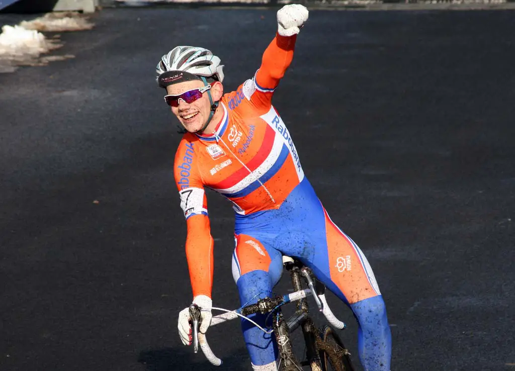 Emiel Dolfsma takes an enthusiastic third in Tabor. ? Bart Hazen