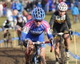 Katrina Baumsteiger keeps a high pace through the muddy slog © Steve Anderson