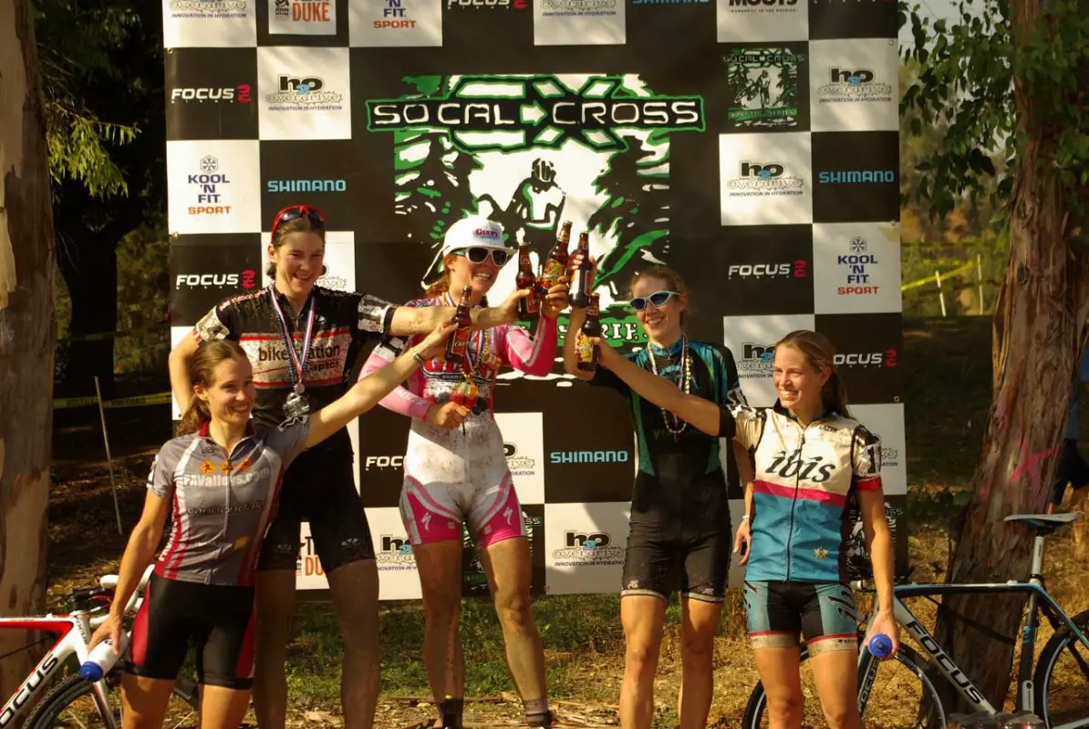 The Kross-toberfest Elite Women\'s podium. © Kenneth Kill, Light & Shadows