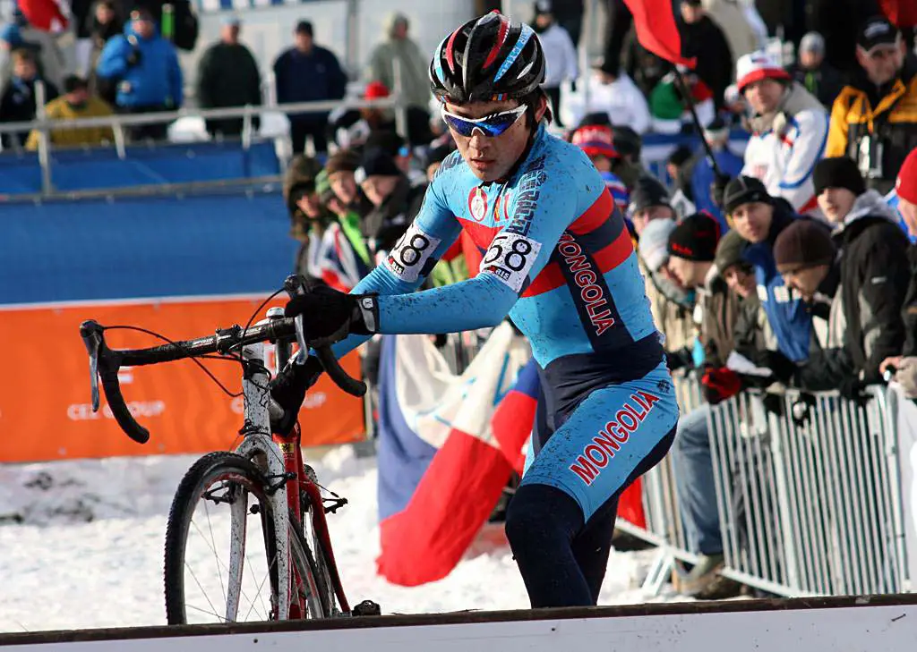 Mongolia\'s Myagmarsuren Baasankhuu had a respectable race, finishing on the lead lap. 2010 U23 Cyclocross World Championships. ? Bart Hazen