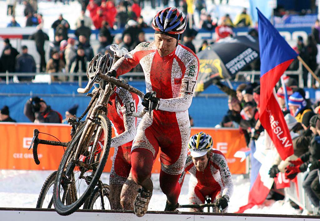 The entire Polish team controlled the race early. 2010 U23 Cyclocross World Championships. ? Bart Hazen