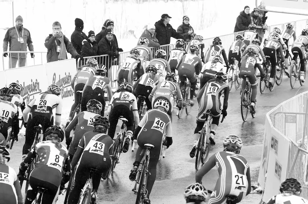 The field corners on a pavement stretch of the World Championship course. ? Joe Sales