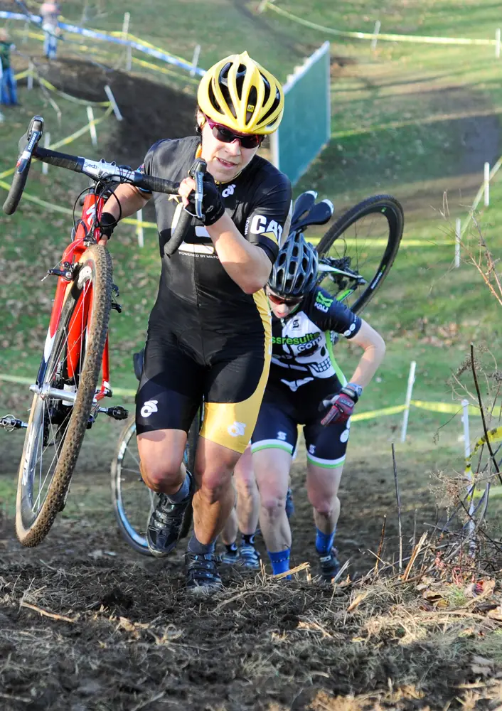 Anthony at the front on the run up. ©Natalia Boltukhova | Pedal Power Photography | 2011