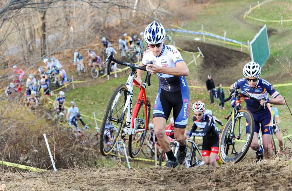 Durrin leads the charge. ©Natalia Boltukhova | Pedal Power Photography | 2011