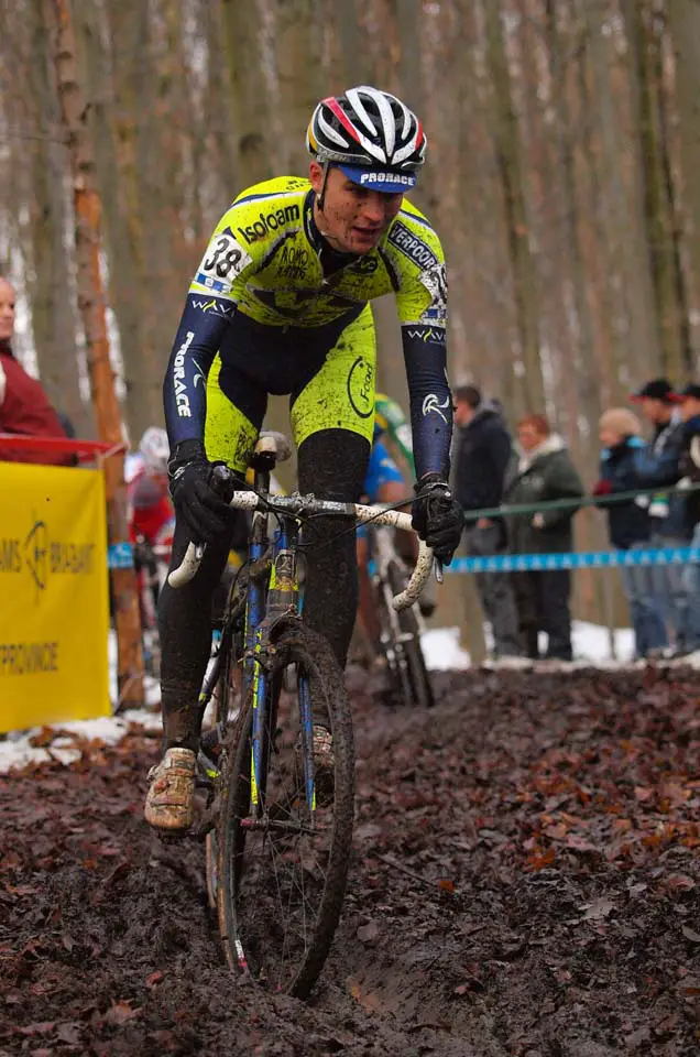 Kevin Cant, a favorite for Elite without Contract, showing his prowess in Tervuren ©Jonas Bruffaerts