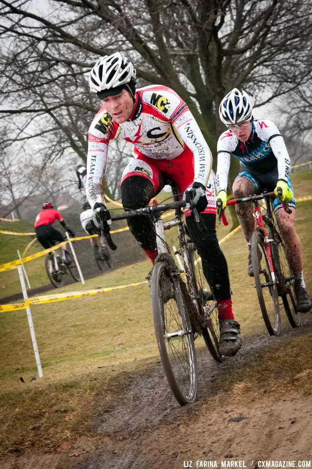 Joseph Maloney (KS Energy Services/Team Wisconsin) leads Austin Vincent (Team CF) into a sandpit in the 30-plus; they finished second and first, respectively. ©Liz Farina Markel