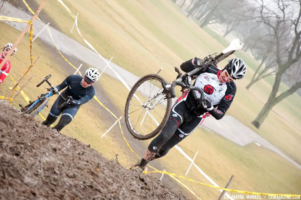 Shawn Delk (Project 5 Racing) charges up the hill in the 30-plus. ©Liz Farina Markel