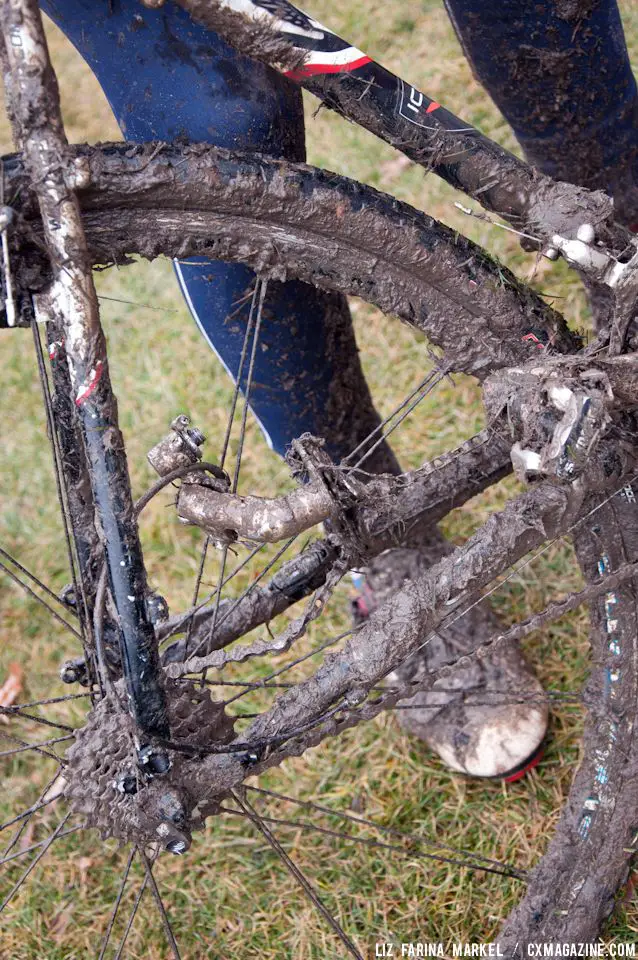 The SRAM Neutral Support tent had a steady flow of business with broken derailleurs. ©Liz Farina Markel