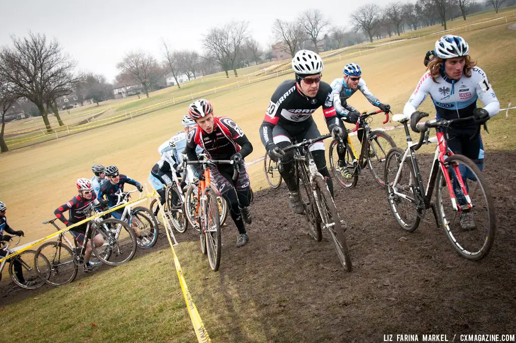  Local powerhouse Scott McLaughlin (SRAM Factory) powers up an incline in the men\'s elite race. ©Liz Farina Markel