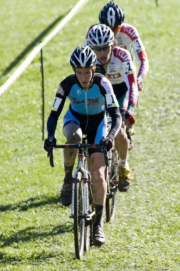 It\'s 1-2-3 in a row as UCI Junior\'s race riders Andrew Dillman, #1 (Bob\'s Red Mill), Curtis White, #2 and Godby Zane, #3 (both Clff Bar Junior Development Team) cruise the turf. © Greg Sailor - VeloArts.com