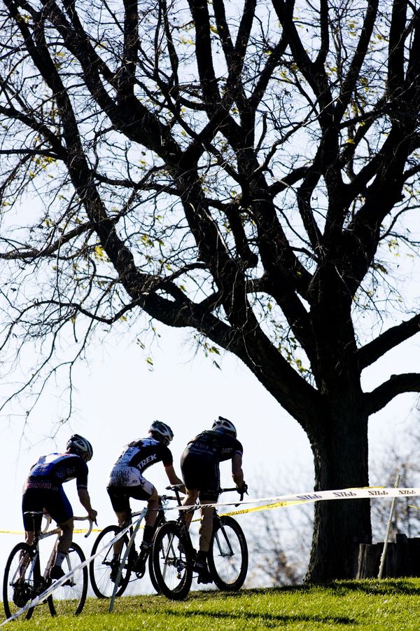 Riders top a hill during the Men\'s Masters35+/45+ race. © Greg Sailor - VeloArts.com