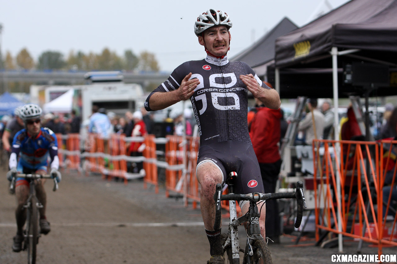 Aaron Tuckerman salutes win number five and the overall crown. ©Pat Malach