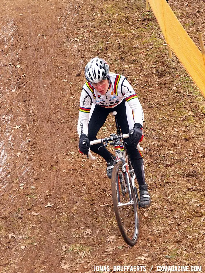 Hanka Kupfernagel dials in her descents.