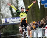 Mathieu van der Poel posts up the victory ©Bart Hazen