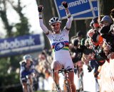 Marianne Vos takes her first national cyclocross on the Dugast Pipestrello-Rhino. © Bart Hazen