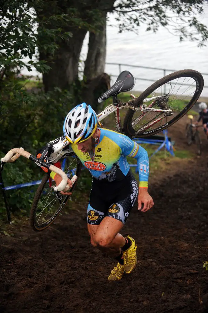 Adam Myerson on the runup© Natalia Boltukhova | Pedal Power Photography | 2011