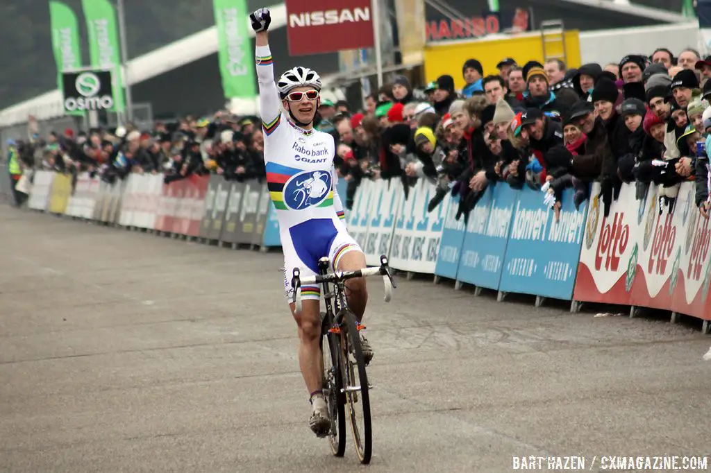 Lars van der Haar wraps the season with a win in Oostmalle.