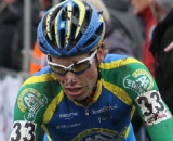 Eddy van IJzendoorn tries to see through the mud. © Bart Hazen