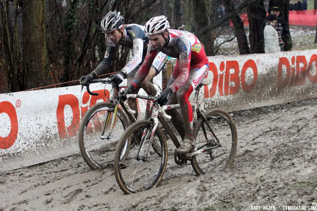 David van der Poel and Sven Beelen battle for second and third © Bart Hazen