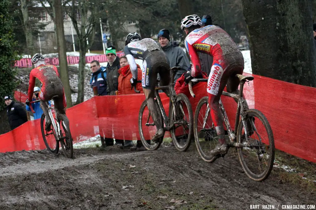 Arnaud Grand leads the chasing group for second followed by David van der Poel and Sven Beelen © Bart Hazen