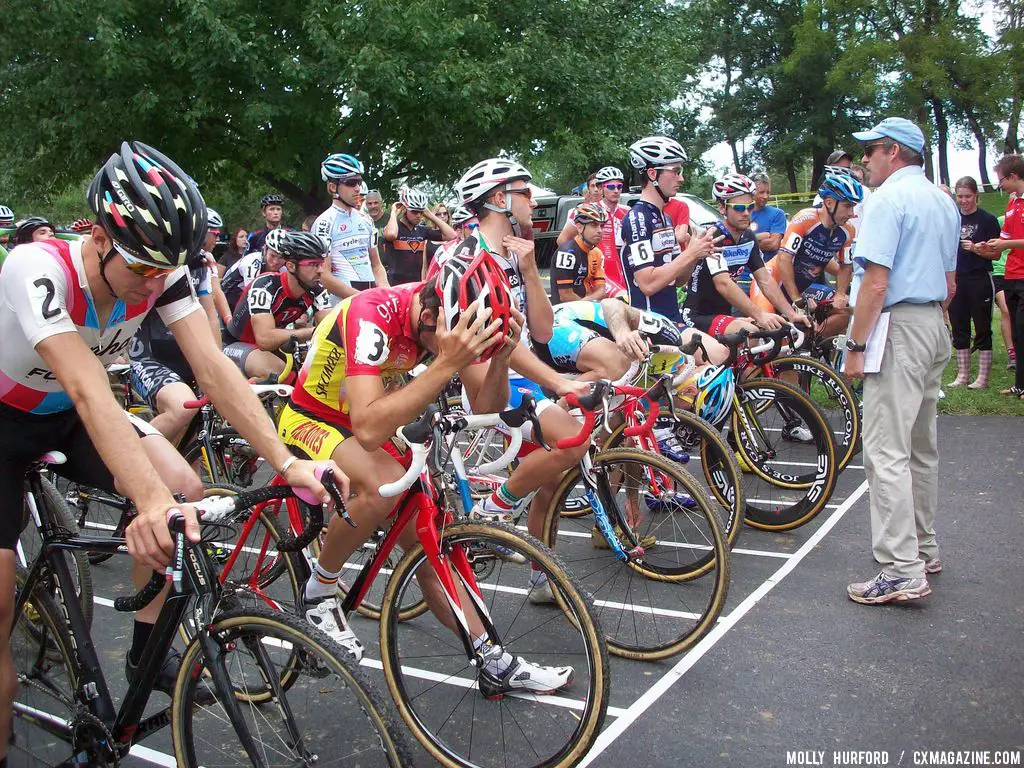 The men receive some important instructions. © Cyclocross Magazine 