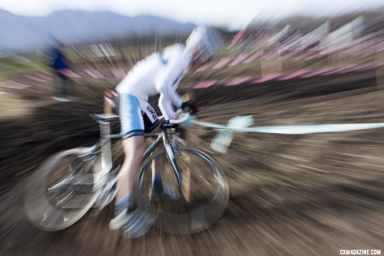 Molly Cameron was closing in on fifth but briefly bobbled. 2011 Nobeyama, Japan UCI Cyclocross Race. © Cyclocross Magazine