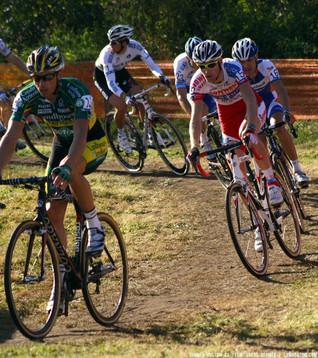 Nys leads the pack. © Renner Custom CX Team, Gregg Germer