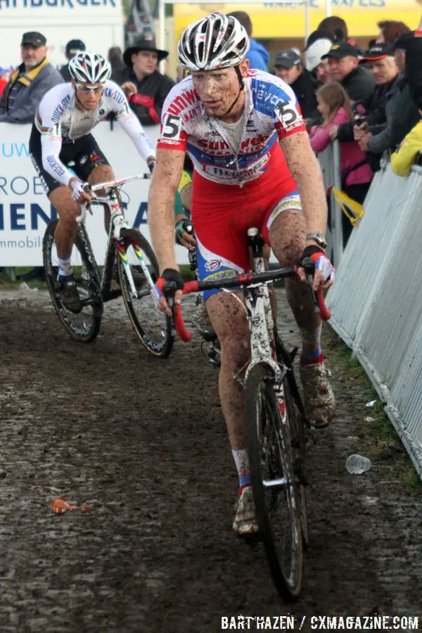 Klaas Vantornout leads Zdenek Stybar © Bart Hazen