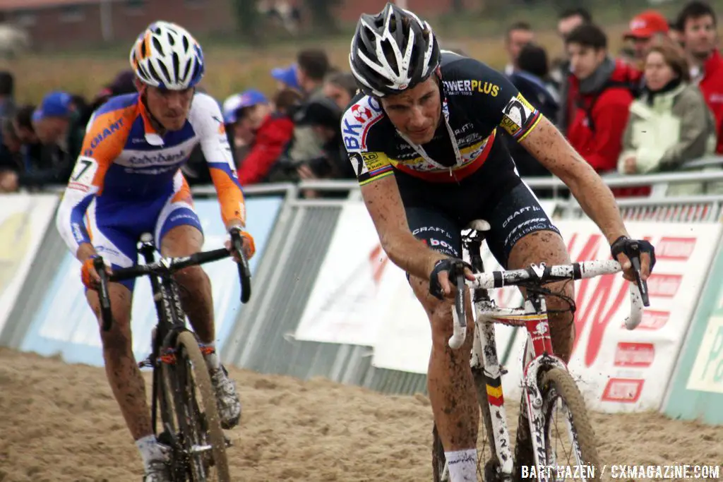 Niels Albert leads the race followed by Bart Aernouts © Bart Hazen