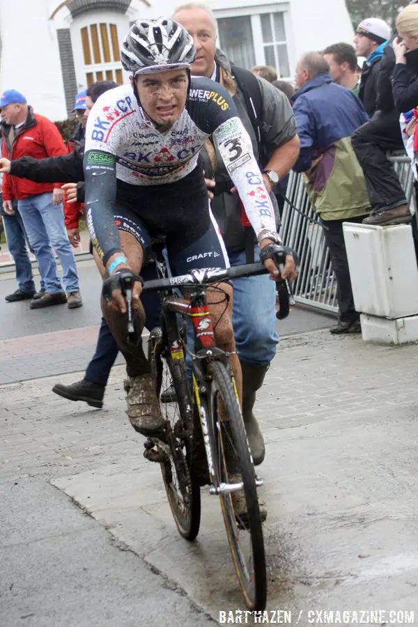 Wietse Bosmans won the first U23 Superprestige round in Ruddervoorde.